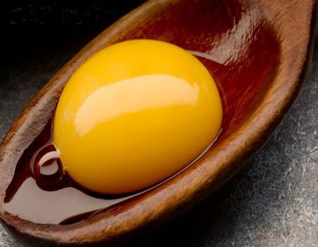 7 cách làm đẹp da mặt từ thiên nhiên tại nhà với trứng gà